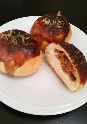 【HB】焼きそば入りお好み焼き風パン-レシピのメイン写真