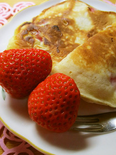 *イチゴ&チョコのもちもちパンケーキ*-レシピのメイン写真