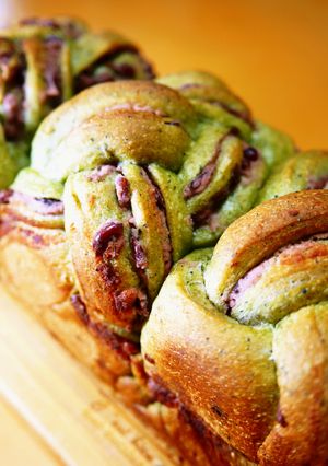 あん食パンHB粒あんよもぎ三つ編みパン-レシピのメイン写真