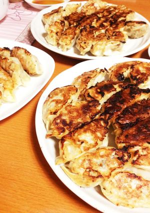お腹いっぱい食べよ♪手作り餃子♡-レシピのメイン写真
