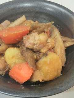 甘めの味付け♪鶏とさつま芋の煮物-レシピのメイン写真