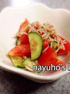 和えるだけ♪トマトとしらすのサラダ-レシピのメイン写真