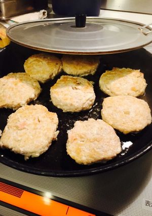 豆腐と鮭のハンバーグ-レシピのメイン写真