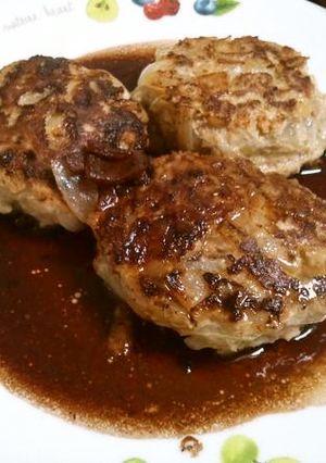 ハンバーグの旨味で@醤油&赤ワインソース-レシピのメイン写真