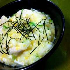 รูปของ 優しい味付け、鳥むね肉の雑炊