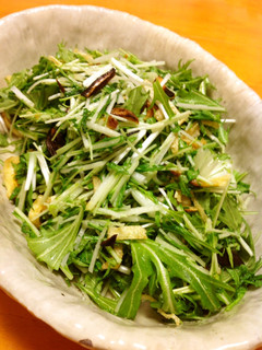 揚げニンニクと油揚げの水菜サラダ-レシピのメイン写真
