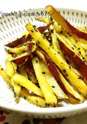 お弁当に★揚げない大学芋ごま塩和え-レシピのメイン写真