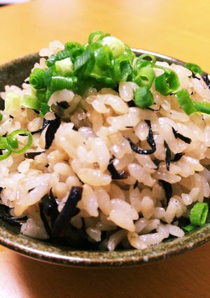 ひじきの炊き込みご飯♡-レシピのメイン写真