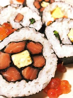 美味しくかわいい♪お花の巻き寿司②-レシピのメイン写真