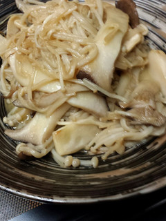 きのこはなんでも麺つゆバター!-レシピのメイン写真