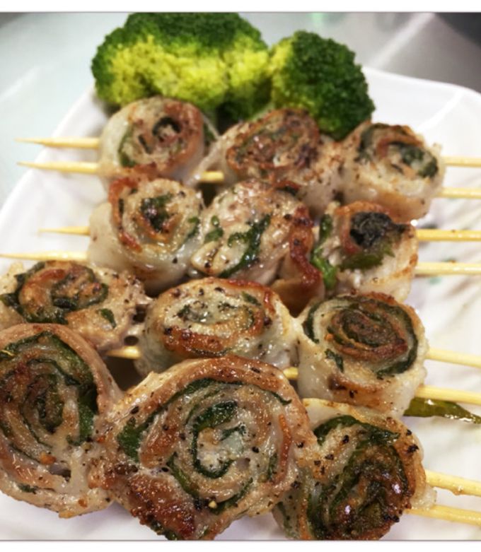 三枚肉しそ巻き 三枚肉しそ巻き 三枚肉しそ巻き 塩こしょうで簡単味付け♪ 豚バラの