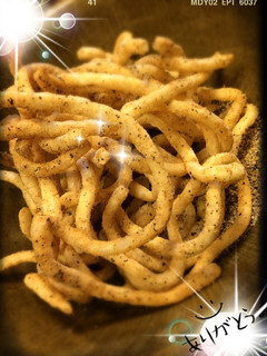 ☆おやつに☆揚げうどんの黒胡麻きな粉-レシピのメイン写真