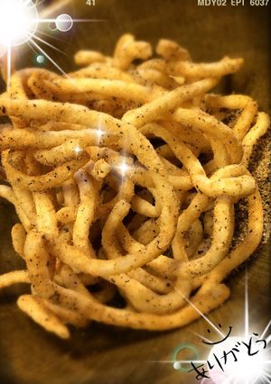 ☆おやつに☆揚げうどんの黒胡麻きな粉-レシピのメイン写真