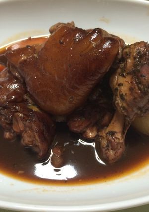 圧力鍋で豚足の赤ワイン煮込み-レシピのメイン写真