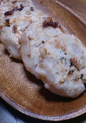 くるみが香ばしい！梅が枝餅風おやつ-レシピのメイン写真