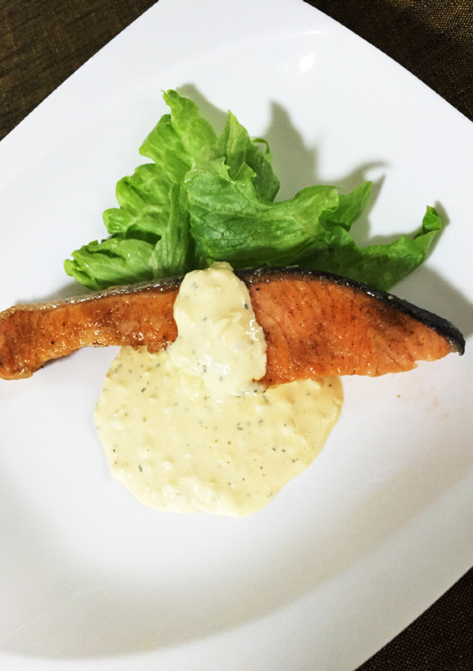 簡単美味しく時短調理！鮭のムニエル-レシピのメイン写真