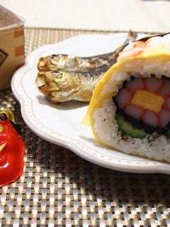 2015年節分♡カニカマお花の恵方巻-レシピのメイン写真
