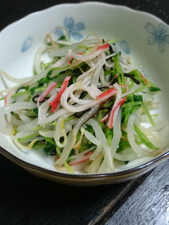 ☆豆苗とモヤシとカニかまの塩昆布ナムル☆-レシピのメイン写真