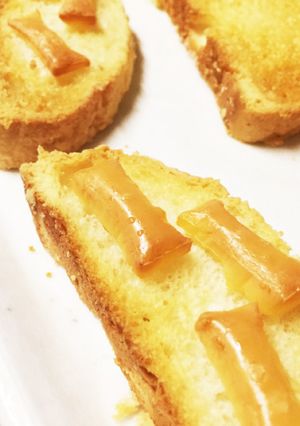 簡単！感嘆！チーズトッピング ラスク-レシピのメイン写真