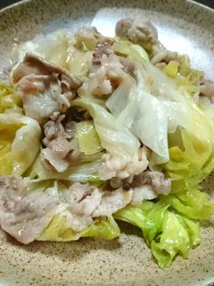 10分で簡単おかず★豚肉とレタスの塩炒め-レシピのメイン写真