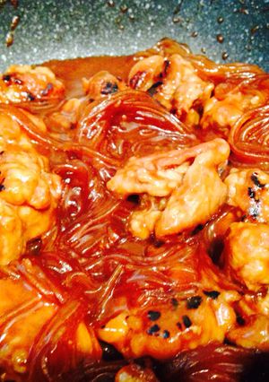 くしゅくしゅ豚肉と春雨のみそ炒め煮-レシピのメイン写真