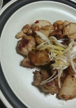 長芋・鶏もも・ピーナッツの和風炒め-レシピのメイン写真