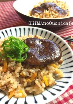 まるごと椎茸の中華風炊き込みごはん-レシピのメイン写真