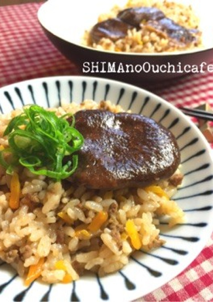 まるごと椎茸の中華風炊き込みごはん-レシピのメイン写真
