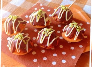 バレンタイン♡鈴カステラで簡単たこ焼き風-レシピのメイン写真