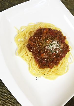 主に玉ねぎ人参合挽きで！絶品ミートソース-レシピのメイン写真
