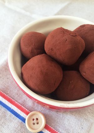 バレンタイン酒粕♡甘酒☆生チョコトリュフ-レシピのメイン写真