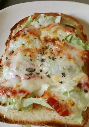 簡単!ｳｲﾝﾅｰ×ｷｬﾍﾞﾂ＋αﾄｰｽﾄ-レシピのメイン写真