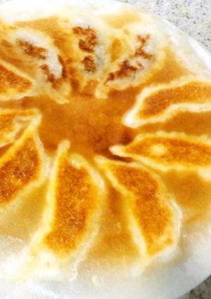 超簡単パリパリで大満足♪羽根餃子の作り方-レシピのメイン写真