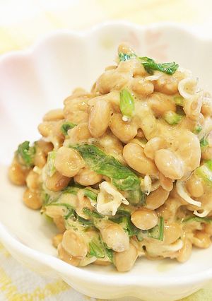 ｼｬｷﾄﾛ♡カブの葉とちりめんじゃこ納豆-レシピのメイン写真