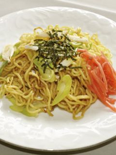 ドレッシングで!ネギたっぷりの焼きそば-レシピのメイン写真