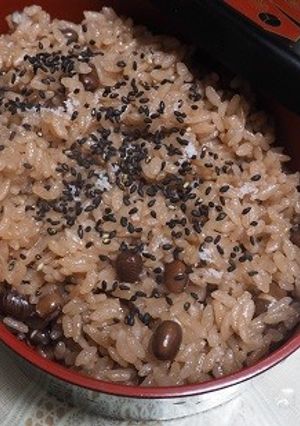 あずきごはん(炊飯器で炊く)-レシピのメイン写真