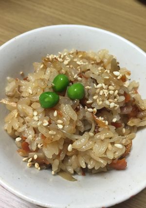 鶏皮で炊き込み御飯-レシピのメイン写真