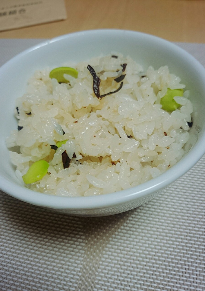 簡単！枝豆と塩昆布の豆ごはん-レシピのメイン写真