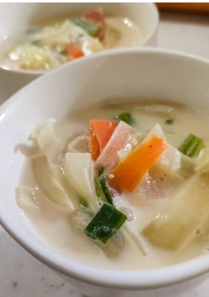 ほっこり♡野菜のミルク味噌スープ-レシピのメイン写真