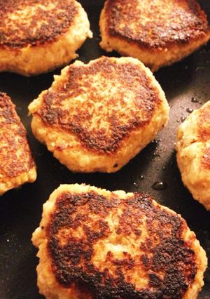 ジューシーな大豆の煮込みハンバーグ-レシピのメイン写真