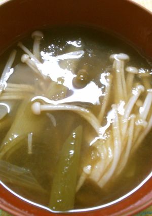 えのき 長ネギ とろろ昆布の お吸い物♪-レシピのメイン写真