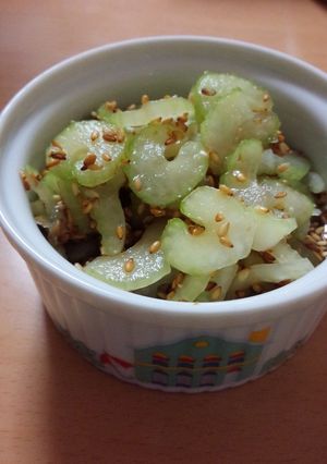 超簡単！セロリの浅漬け♪-レシピのメイン写真