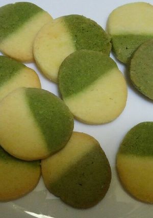 抹茶とバニラ♥きれいな2色クッキー-レシピのメイン写真