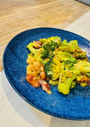 ブロッコリーとウィンナーのチーズ焼き-レシピのメイン写真