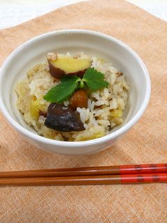 さつまいもときのこの炊き込みご飯-レシピのメイン写真