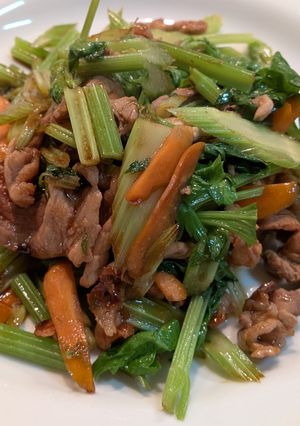セロリの豚肉炒め-レシピのメイン写真