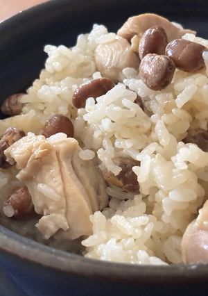 炒り大豆と鶏の炊き込みご飯-レシピのメイン写真