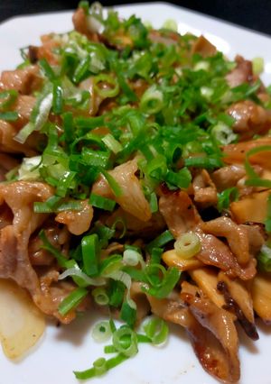 豚肉とエリンギのガリバタ醤油炒め-レシピのメイン写真