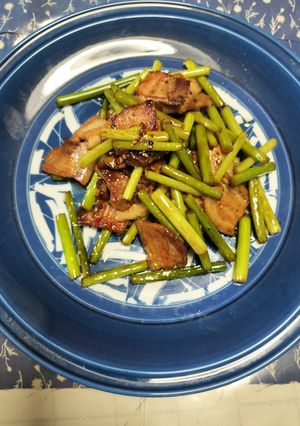 にんにくの芽とゆで豚の炒め物-レシピのメイン写真
