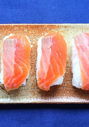 家でゆっくり食べれる極上サーモン寿司-レシピのメイン写真